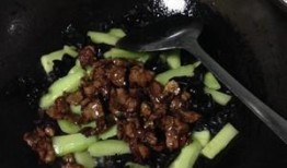 吃茄瓜能吃牛肉吗,健康搭配的饮食新主张