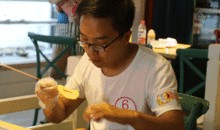 撸起袖子吃瓜,揭秘娱乐圈的甜蜜与苦涩