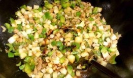 瓜州吃干拌,干拌面背后的风味传奇