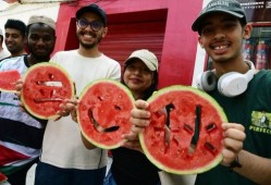 吃瓜网留学生,揭秘海外留学生活与网络热点