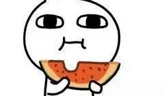 吃瓜群众头像抱着一个瓜,吃瓜群众怀抱瓜果，萌态十足