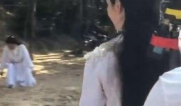 吃瓜女住院,揭秘背后惊人真相