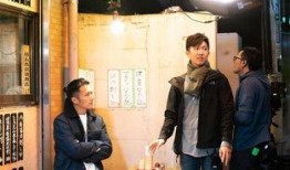 成都街头采访吃瓜,一网打尽麻辣吃瓜故事