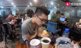 工厂集体吃瓜视频,欢乐瞬间捕捉工作之余的温馨时光