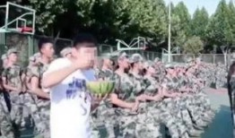 吃瓜爆料军训跳舞,揭秘吃瓜爆料中的军训跳舞风采