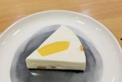 吃冻蜜瓜,冰爽冻蜜瓜，尽享清凉美味