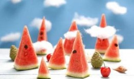 过年吃瓜仪式感,揭秘过年吃瓜仪式感背后的文化内涵